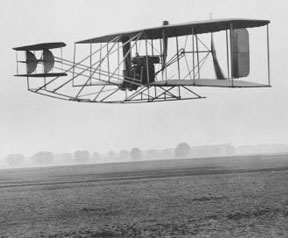 An early 1902 glider