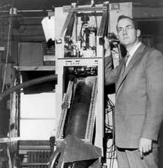 Charles Townes with a ruby maser amplifier for radio astronomy