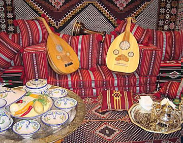 Some examples of Algerian potteries, textiles and folkcrafts